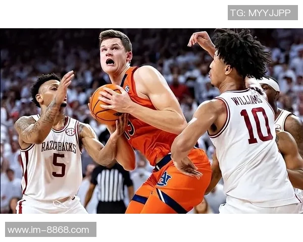 艾顿回忆与埃奇库姆的成长历程期待他在赛场上的精彩表现 艾顿回忆与埃奇库姆的成长历程期待他在赛场上的精彩表现