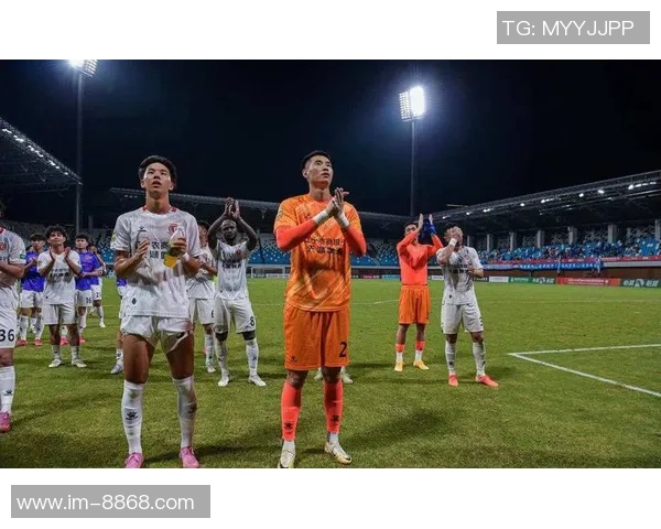 好消息！苗原高中锋张家鸣获伯恩利U21队试训机会展现潜力